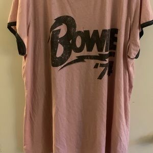 Torrid BOWIE ‘74 DUSTY PINK BURNOUT RINGER TEE